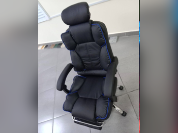 Desk Chairs - Manager Chair  - Black
