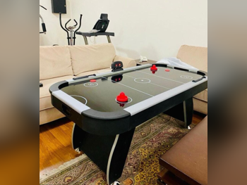 أسود  طاولة الهوكي