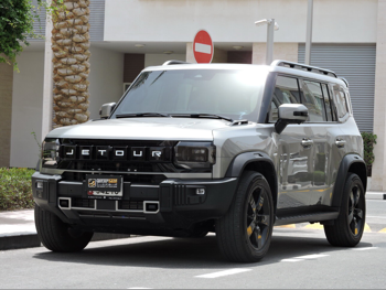 جيتور  تي 2  2025  اوتوماتيك  26,000 كم  4 سلندر  دفع رباعي  اس يو في  رمادي  تحت الضمان