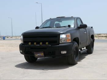 شفروليه  سلفرادو  2010  اوتوماتيك  219,000 كم  8 سلندر  دفع رباعي  بيكب  أسود