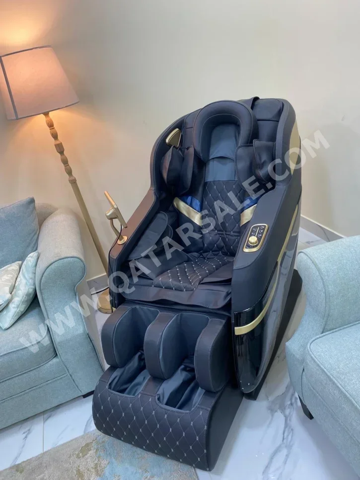 كرسي التدليك أسود