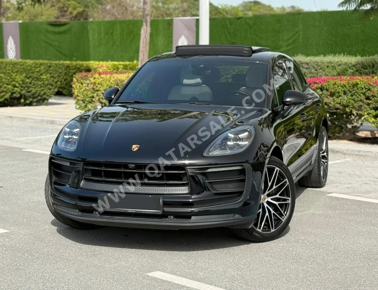 بورش  ماكان  2023  اوتوماتيك  89,000 كم  4 سلندر  دفع رباعي  اس يو في  أسود  تحت الضمان