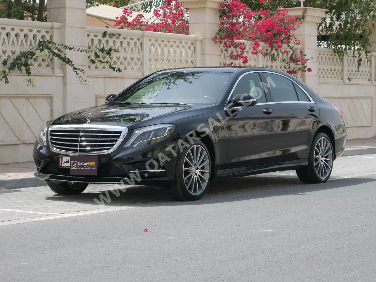 Mercedes-Benz  S-Class  400  2015  Automatic  95,000 Km  6 Cylinder  Rear Wheel Drive (RWD)  Sedan  Black