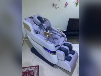 كرسي التدليك بيست مساج  أبيض  الصين  كل الجسم  رباعي الأبعاد