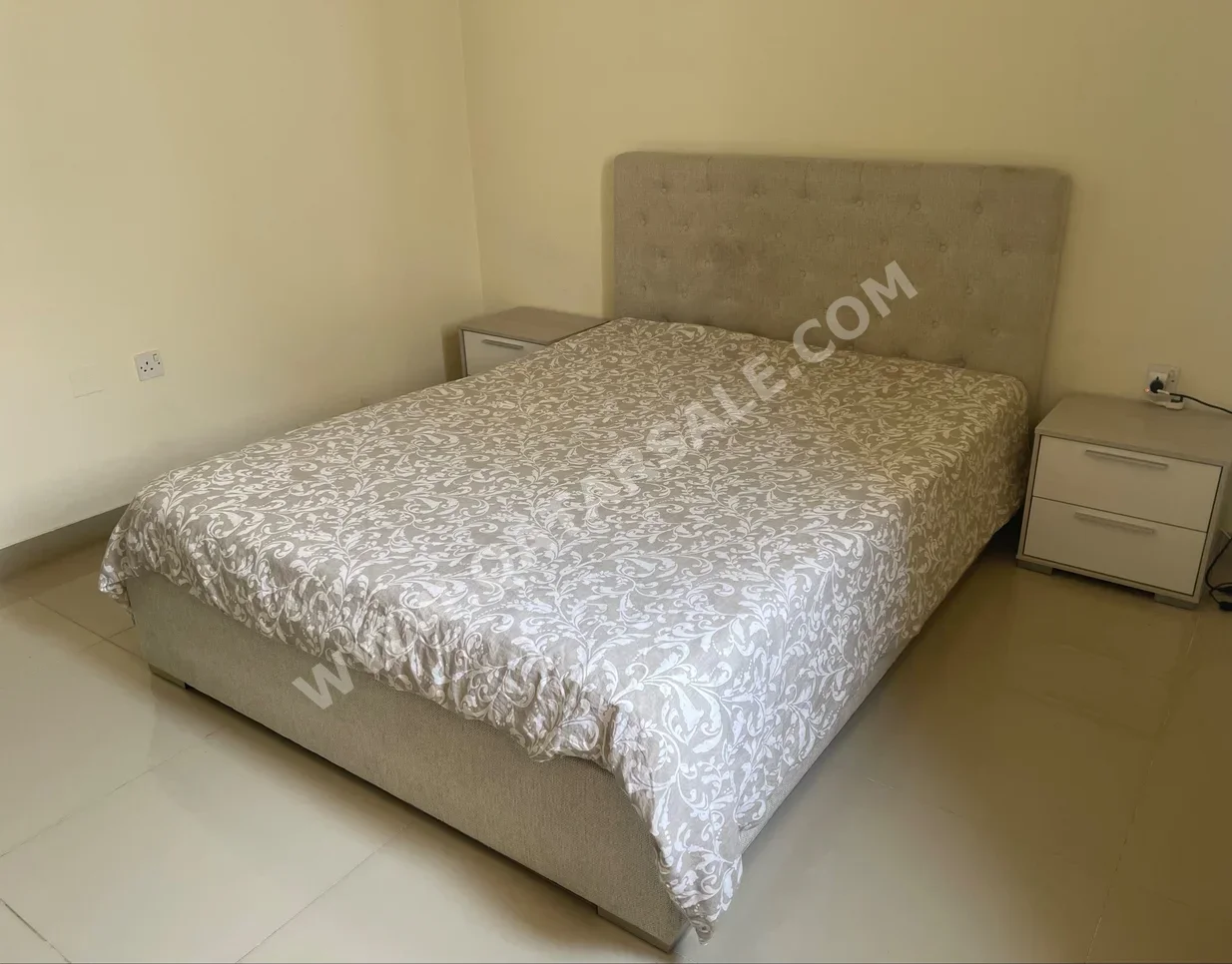 Bedroom Sets - 4 Pieces Set  - Beige