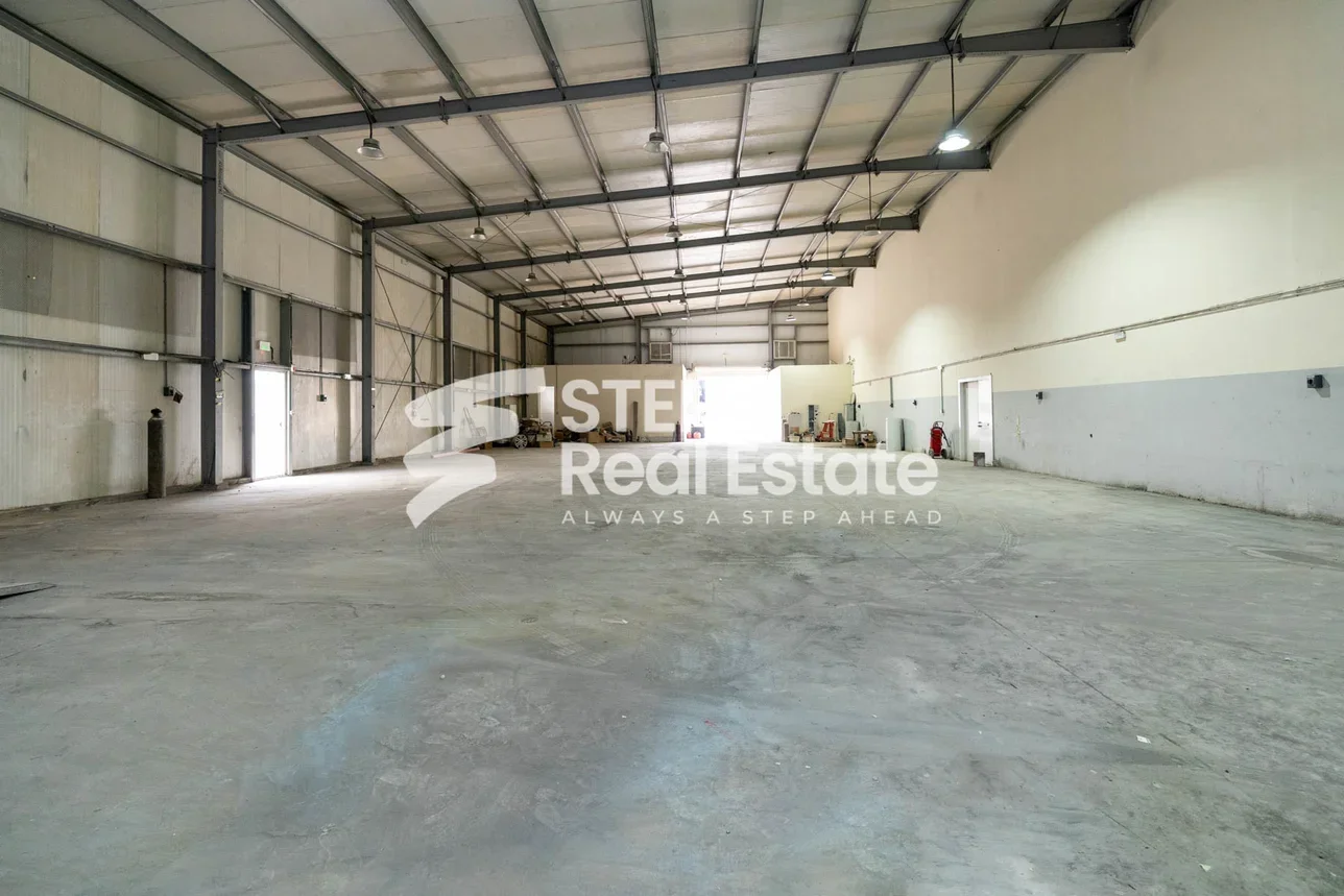 Warehouses & Stores - Al Wakrah  - Barkit Al Awamer  -Area Size: 1500 Square Meter
