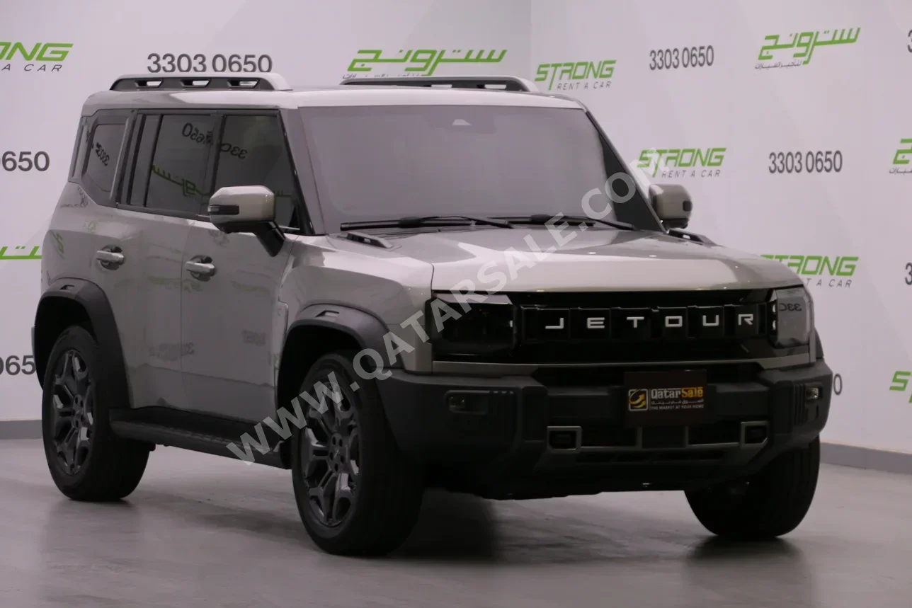 Jetour  T2  Luxury  2025  Automatic  58,000 Km  4 Cylinder  Four Wheel Drive (4WD)  SUV  Silver  With Warranty
