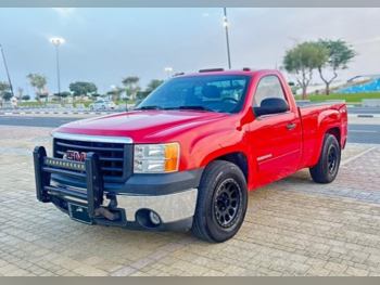 جي ام سي  سييرا  1500  2013  اوتوماتيك  192,000 كم  6 سلندر  دفع رباعي  بيكب  أحمر