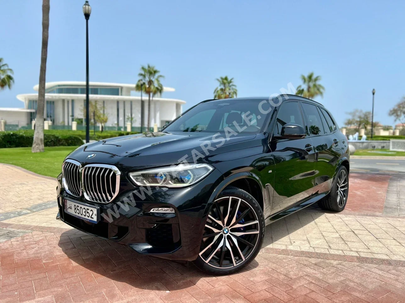 بي ام دبليو  الفئة - اكس  اكس5 50 اي  2019  اوتوماتيك  81,000 كم  8 سلندر  دفع كلي مستمر  اس يو في  أسود