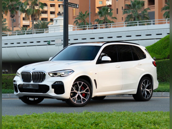 بي ام دبليو  الفئة - اكس  اكس 5 40 اي  2022  اوتوماتيك  23,000 كم  6 سلندر  دفع كلي مستمر  اس يو في  أبيض  تحت الضمان