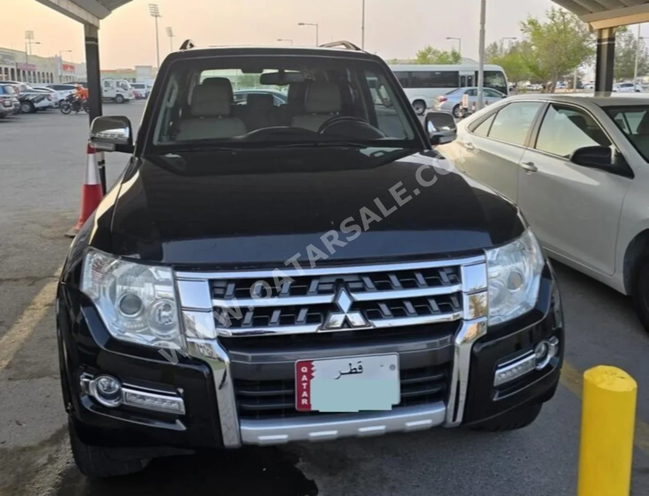 Mitsubishi  Pajero  3.8 Gold Edition  2018  Automatic  104,000 Km  6 Cylinder  Four Wheel Drive (4WD)  SUV  Black