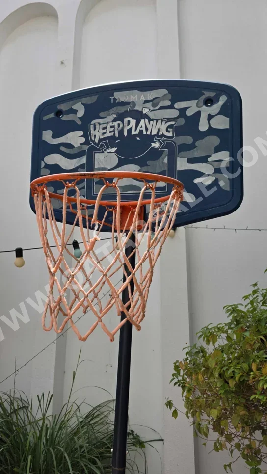 أطواق/ستاند كرة السلة