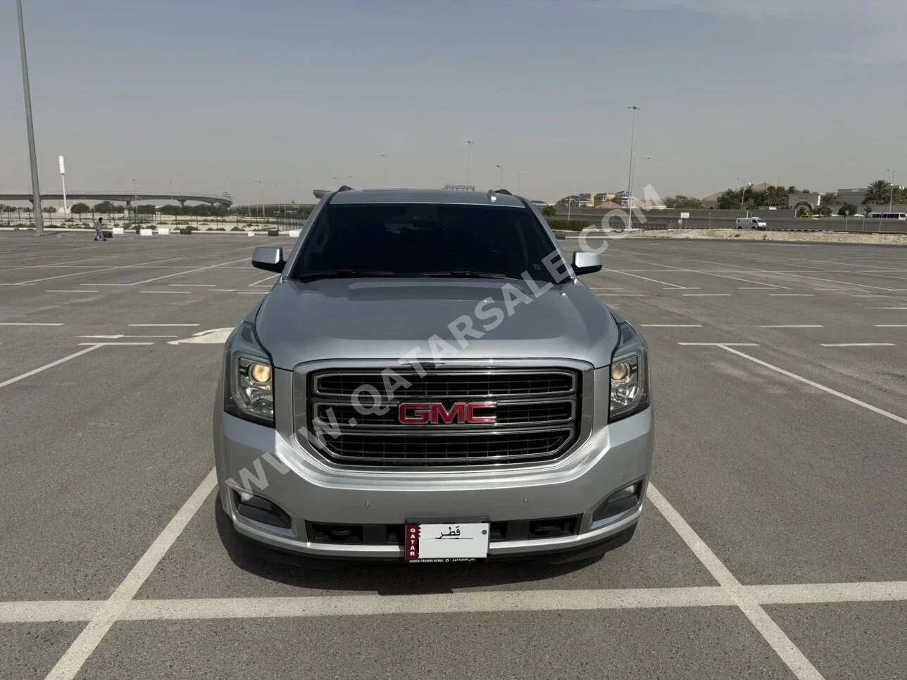 GMC  Yukon  XL SLT  2019  Automatic  124,000 Km  8 Cylinder  Four Wheel Drive (4WD)  SUV  Silver