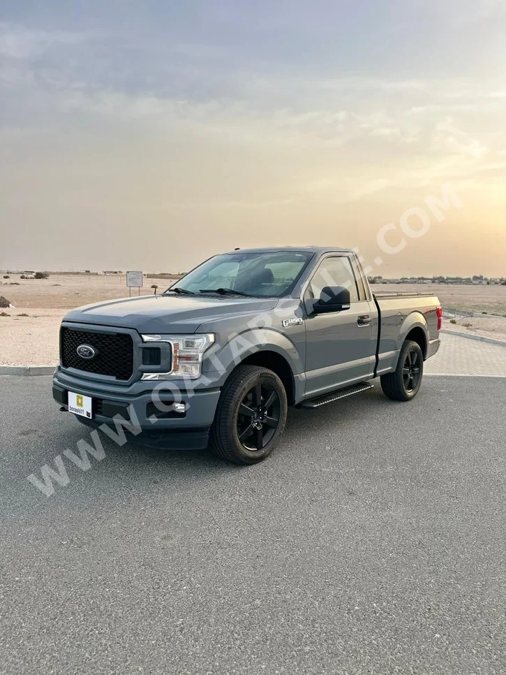 Ford  F  150  2019  Automatic  37,161 Km  8 Cylinder  Four Wheel Drive (4WD)  Pick Up  Gray
