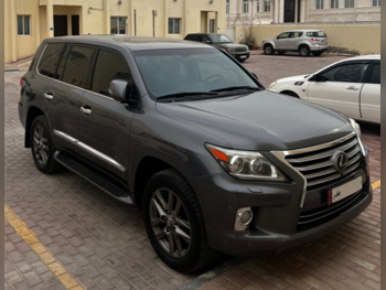 لكزس  ال اكس  570  2013  اوتوماتيك  422,535 كم  8 سلندر  دفع رباعي  اس يو في  رمادي غامق