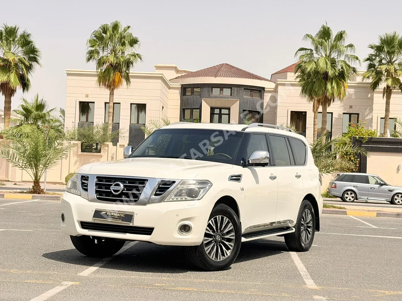 نيسان  باترول  بلاتنيوم  2015  اوتوماتيك  259,000 كم  8 سلندر  دفع رباعي  اس يو في  أبيض