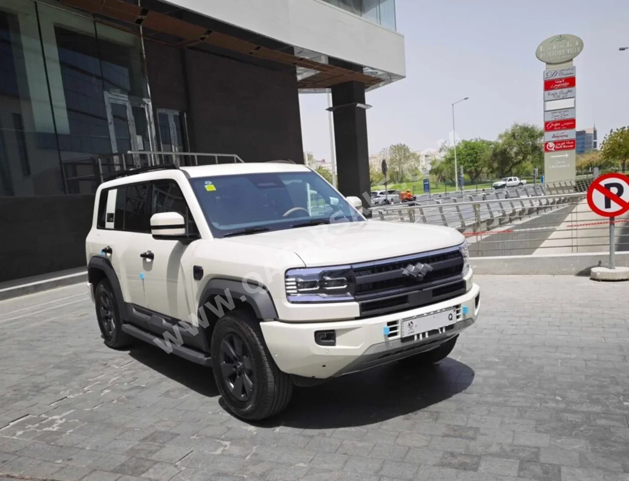 بي واي دي  ليوبيرد 5  الترا بلس  2026  اوتوماتيك  0 كم  4 سلندر  دفع رباعي  اس يو في  أبيض  تحت الضمان