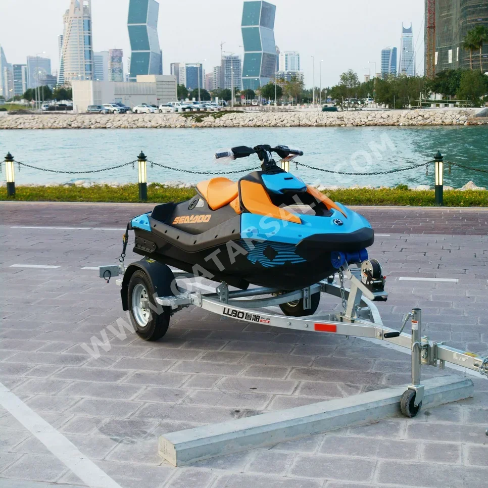 Sea-Doo  Spark Trixx  Blue