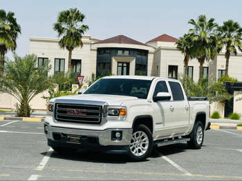 جي ام سي  سييرا  1500  2015  اوتوماتيك  176,000 كم  8 سلندر  دفع رباعي  بيكب  أبيض