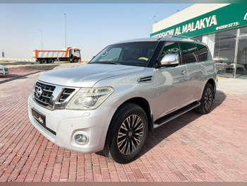 نيسان  باترول  بلاتنيوم  2015  اوتوماتيك  370,000 كم  8 سلندر  دفع رباعي  اس يو في  فضي