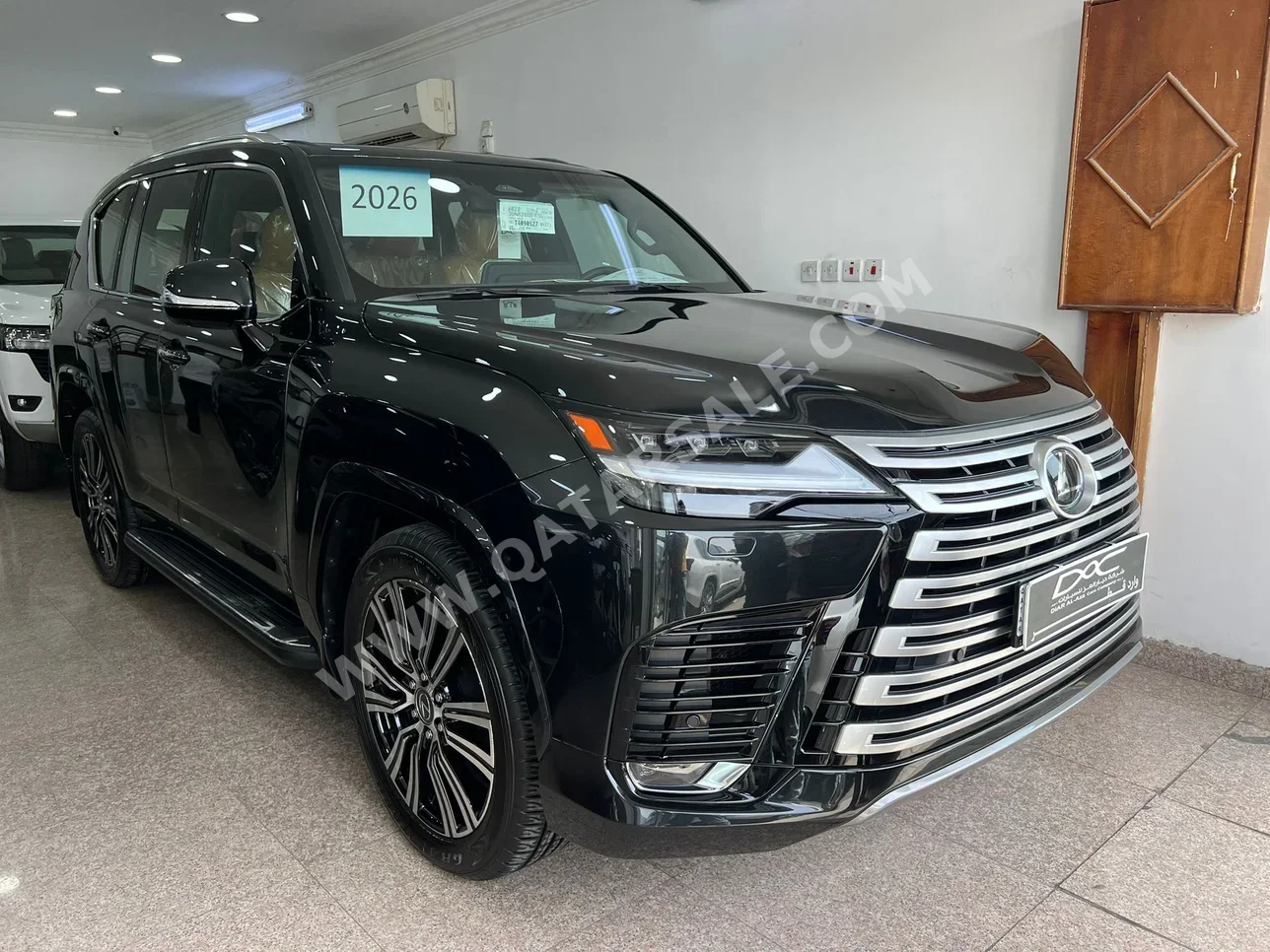 Lexus  LX  600 Luxury  2026  Automatic  0 Km  6 Cylinder  Four Wheel Drive (4WD)  SUV  Black  With Warranty