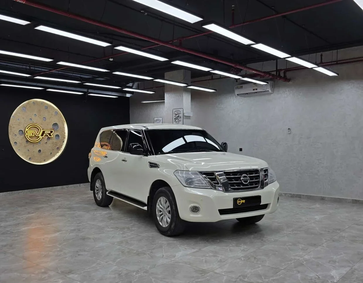 Nissan  Patrol  XE  2019  Automatic  220,000 Km  6 Cylinder  Four Wheel Drive (4WD)  SUV  White