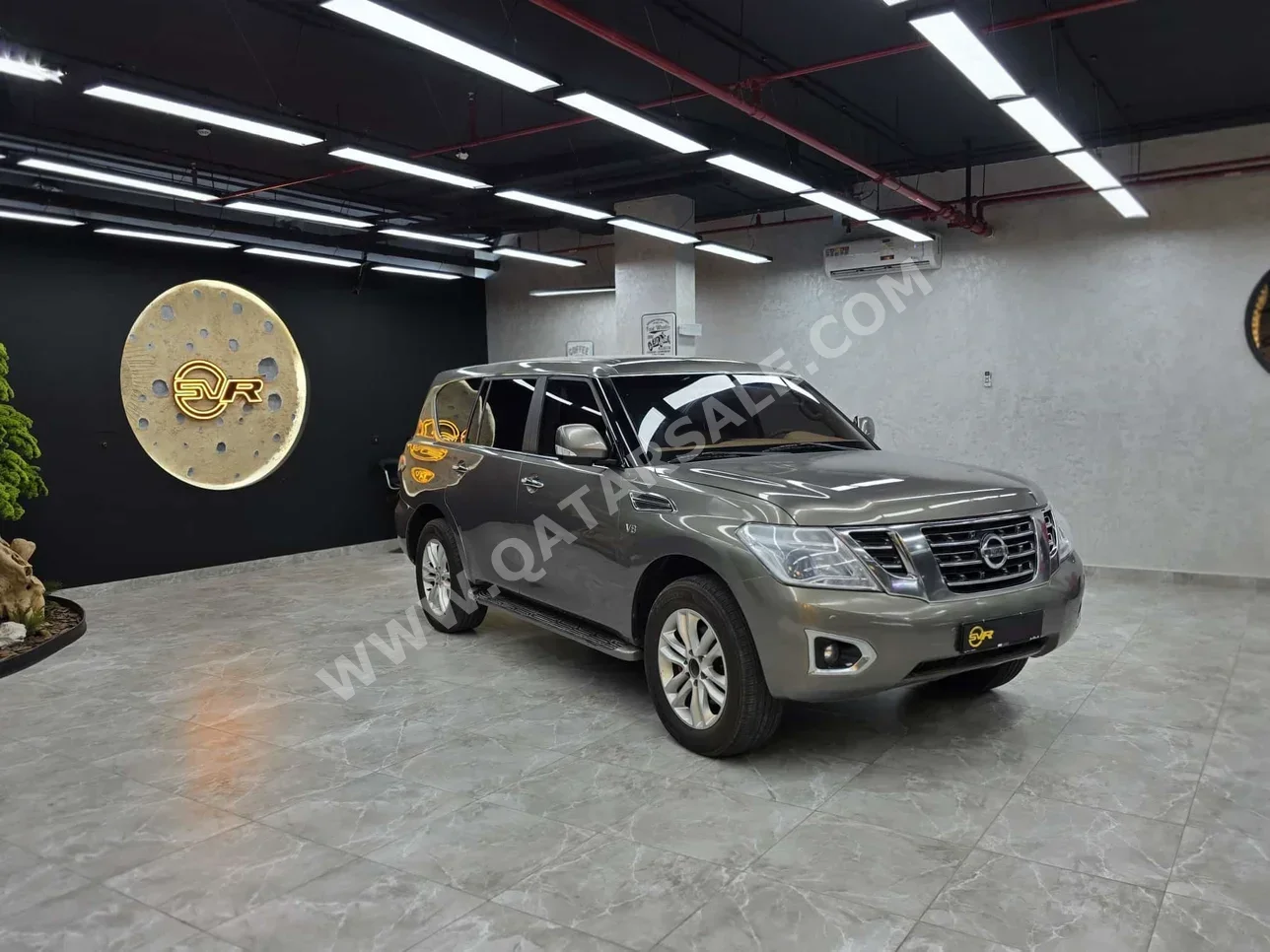 Nissan  Patrol  SE  2014  Automatic  290,000 Km  6 Cylinder  Four Wheel Drive (4WD)  SUV  Gray