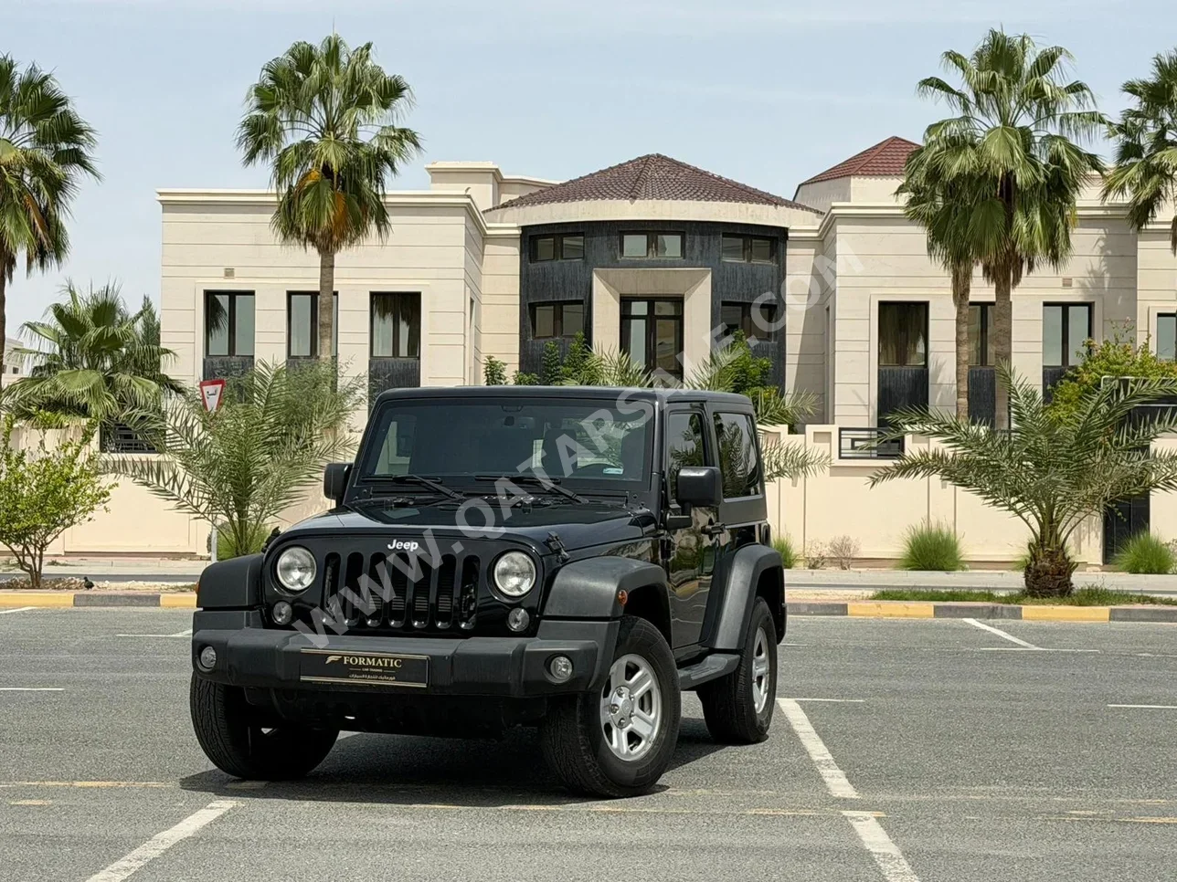 جييب  رانجلار  سبورت  2015  اوتوماتيك  130,000 كم  6 سلندر  دفع رباعي  اس يو في  أسود