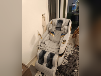 Massage Chair Leercon  Beige