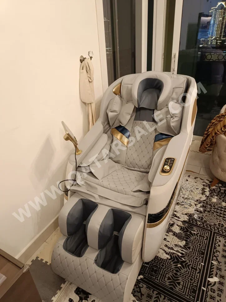 Massage Chair Leercon  Beige