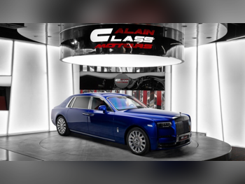 رولز - رويس  فانتوم  اي دبليو بي  2024  اوتوماتيك  63 كم  12 سلندر  دفع خلفي  سيدان  ازرق