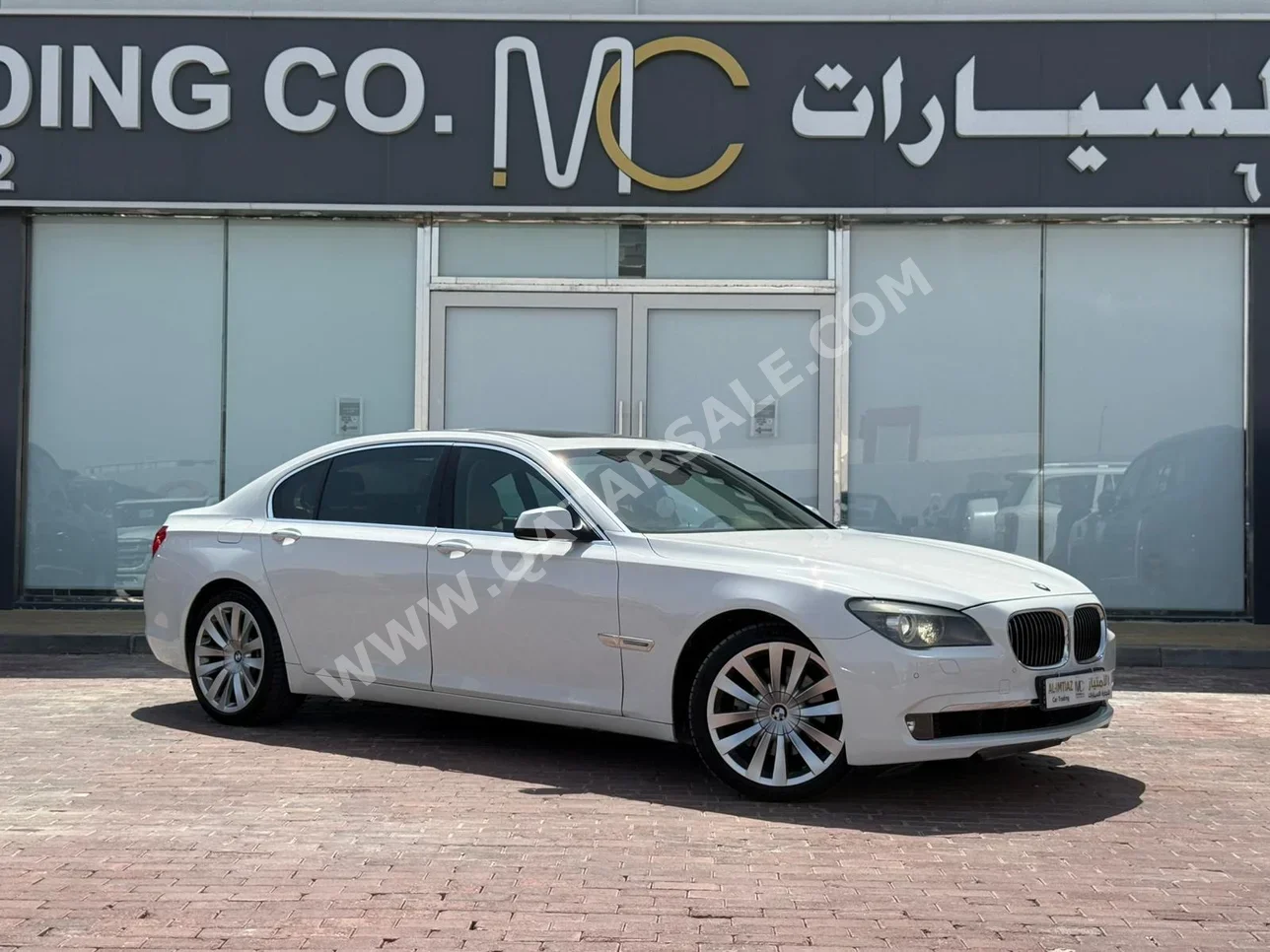 BMW  7-Series  740 Li  2011  Automatic  52,000 Km  6 Cylinder  Rear Wheel Drive (RWD)  Sedan  White
