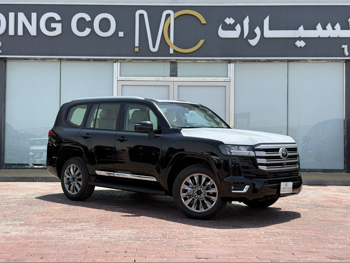 تويوتا  لاند كروزر  جي اكس ار توين توربو  2026  اوتوماتيك  0 كم  6 سلندر  دفع رباعي  اس يو في  أسود  تحت الضمان