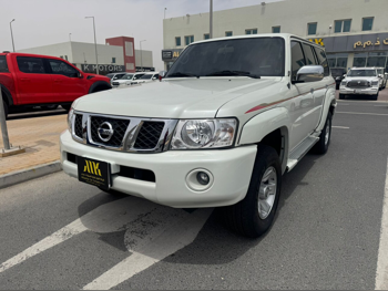 نيسان  باترول  سفاري  2023  عادي  5,000 كم  6 سلندر  دفع رباعي  اس يو في  أبيض  تحت الضمان