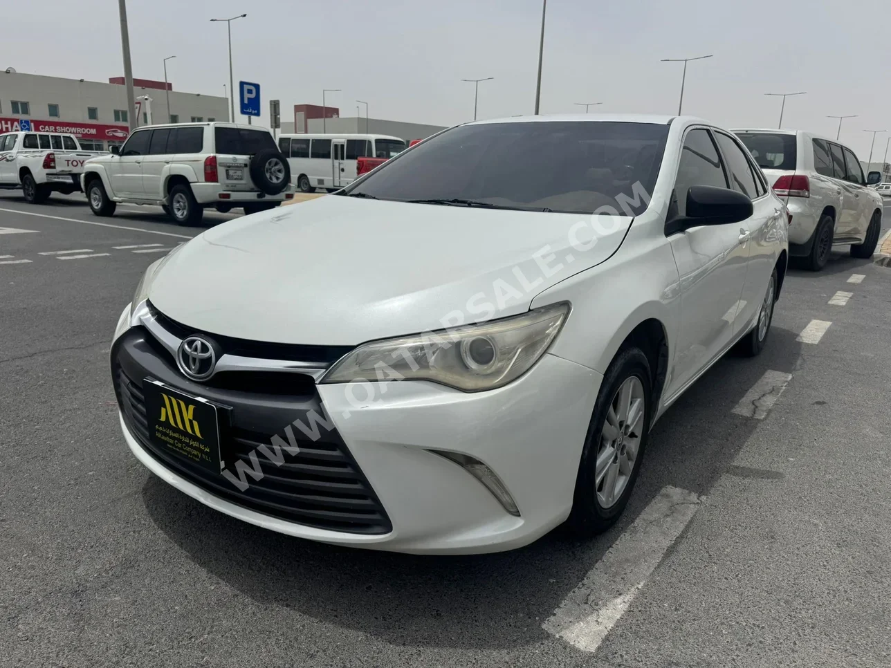 Toyota  Camry  GLX  2016  Automatic  204,000 Km  4 Cylinder  Front Wheel Drive (FWD)  Sedan  White