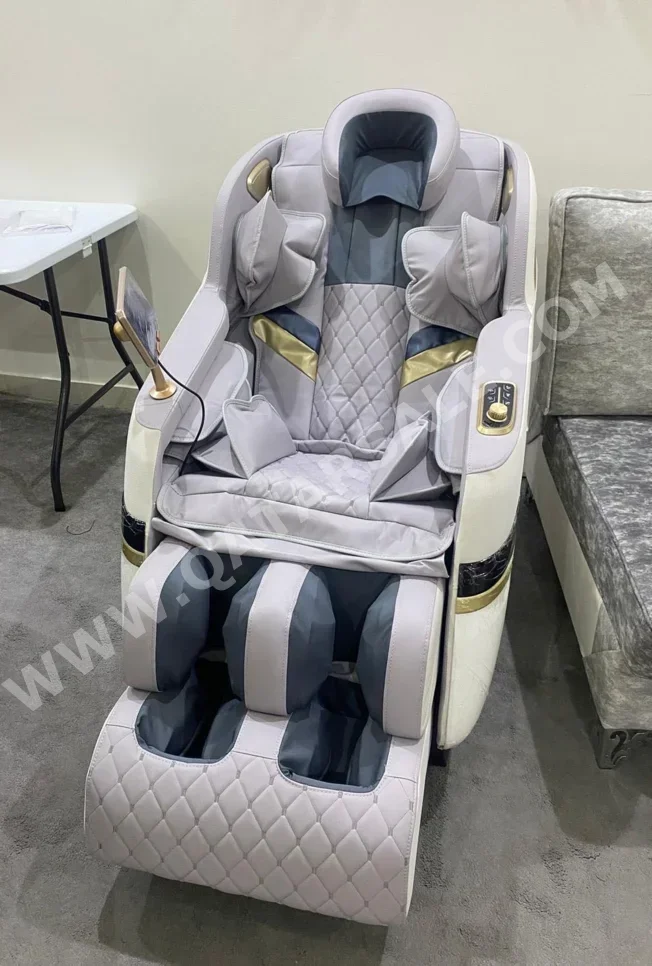 Massage Chair BestMassage  White  All Body  4D