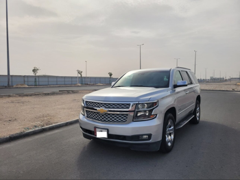 شفروليه  تاهو  2018  اوتوماتيك  230,000 كم  8 سلندر  دفع رباعي  اس يو في  فضي