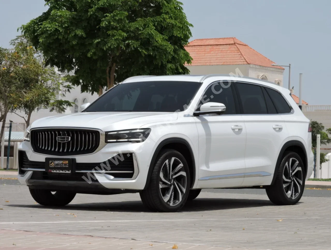 Geely  Monjaro  2023  Automatic  50,000 Km  4 Cylinder  Four Wheel Drive (4WD)  SUV  White  With Warranty