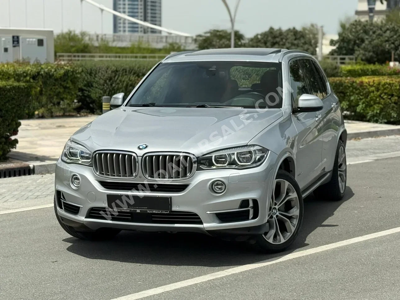 BMW  X-Series  X5  2016  Automatic  126,000 Km  8 Cylinder  Four Wheel Drive (4WD)  SUV  Silver