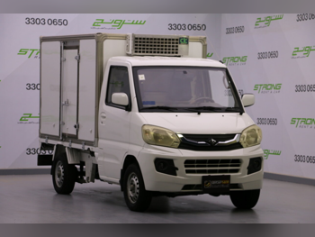 سي ام سي  CMC  2015  عادي  252,000 كم  4 سلندر  سحب امامي  فان \ باص  أبيض