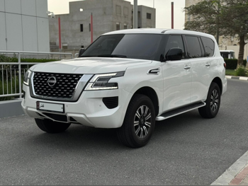 نيسان  باترول  أكس أي  2023  اوتوماتيك  35,000 كم  6 سلندر  دفع رباعي  اس يو في  أبيض  تحت الضمان