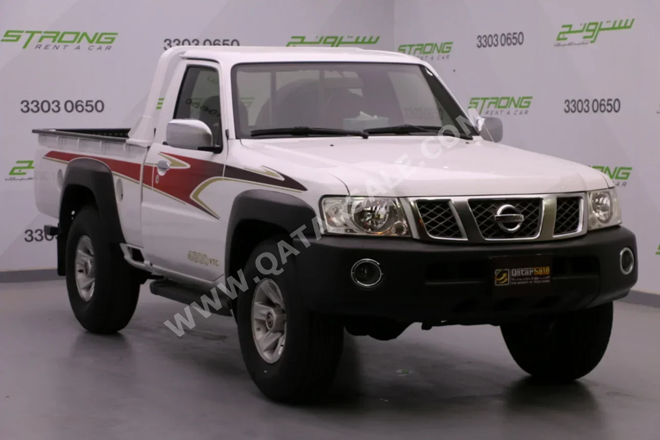 نيسان  باترول  اس جي ال  2018  عادي  253,000 كم  6 سلندر  دفع رباعي  بيكب  أبيض