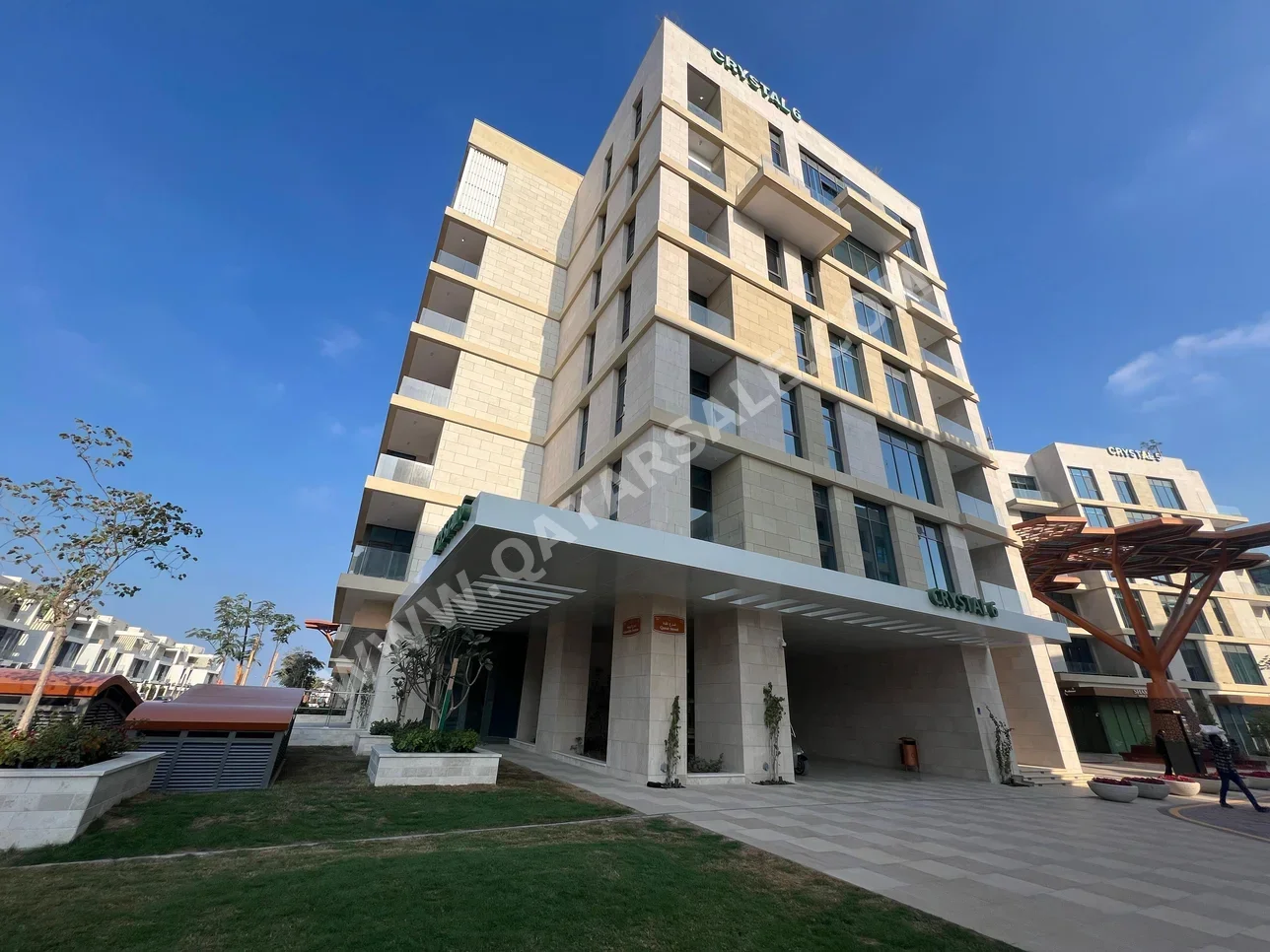 Compound  - Fully Furnished  - Doha  - The Pearl  - 2 Bedrooms