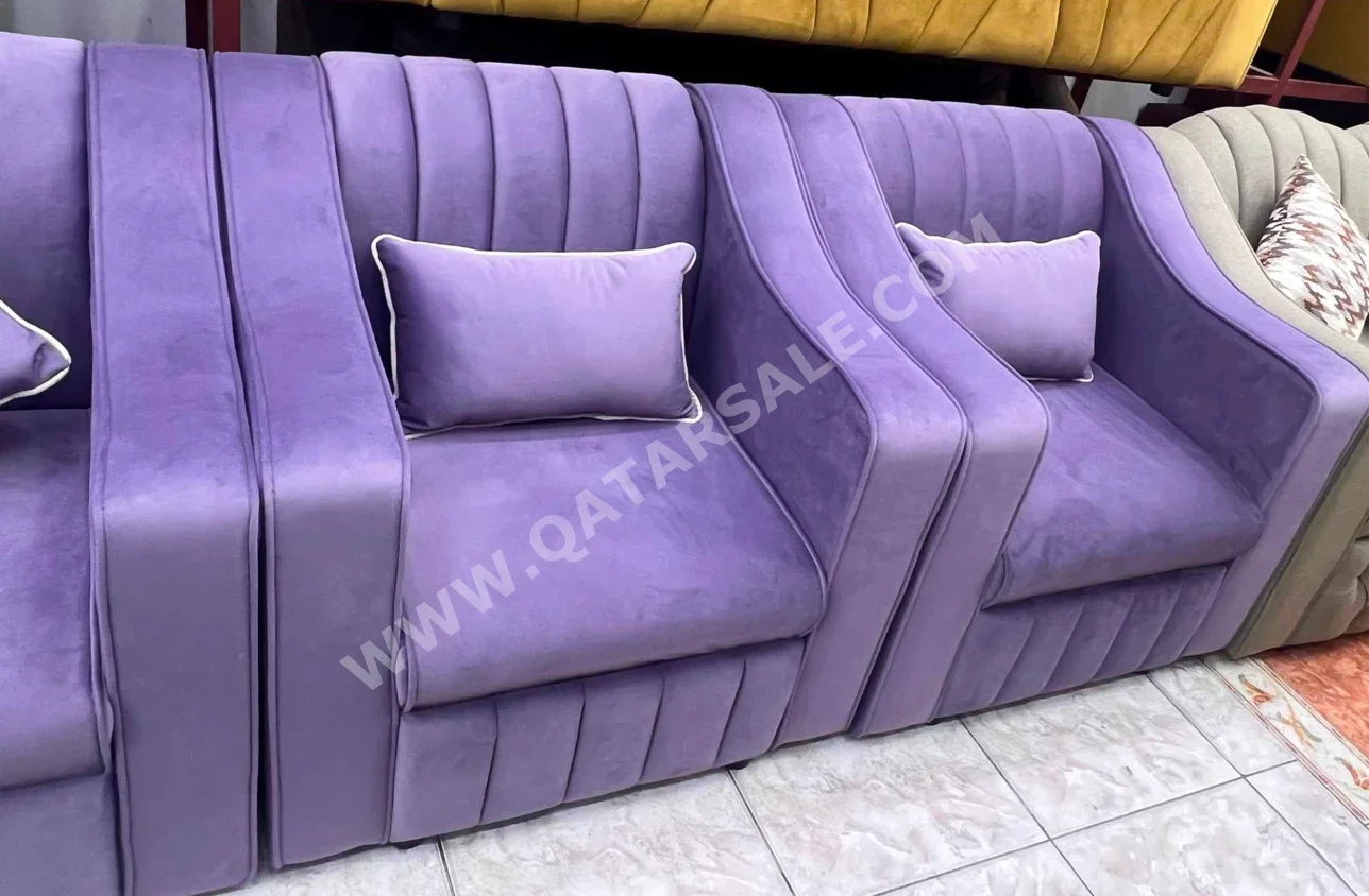 الأرائك والكنب والكراسي لايف ستايل  طقم كنب  - قماش  - بنفسجي