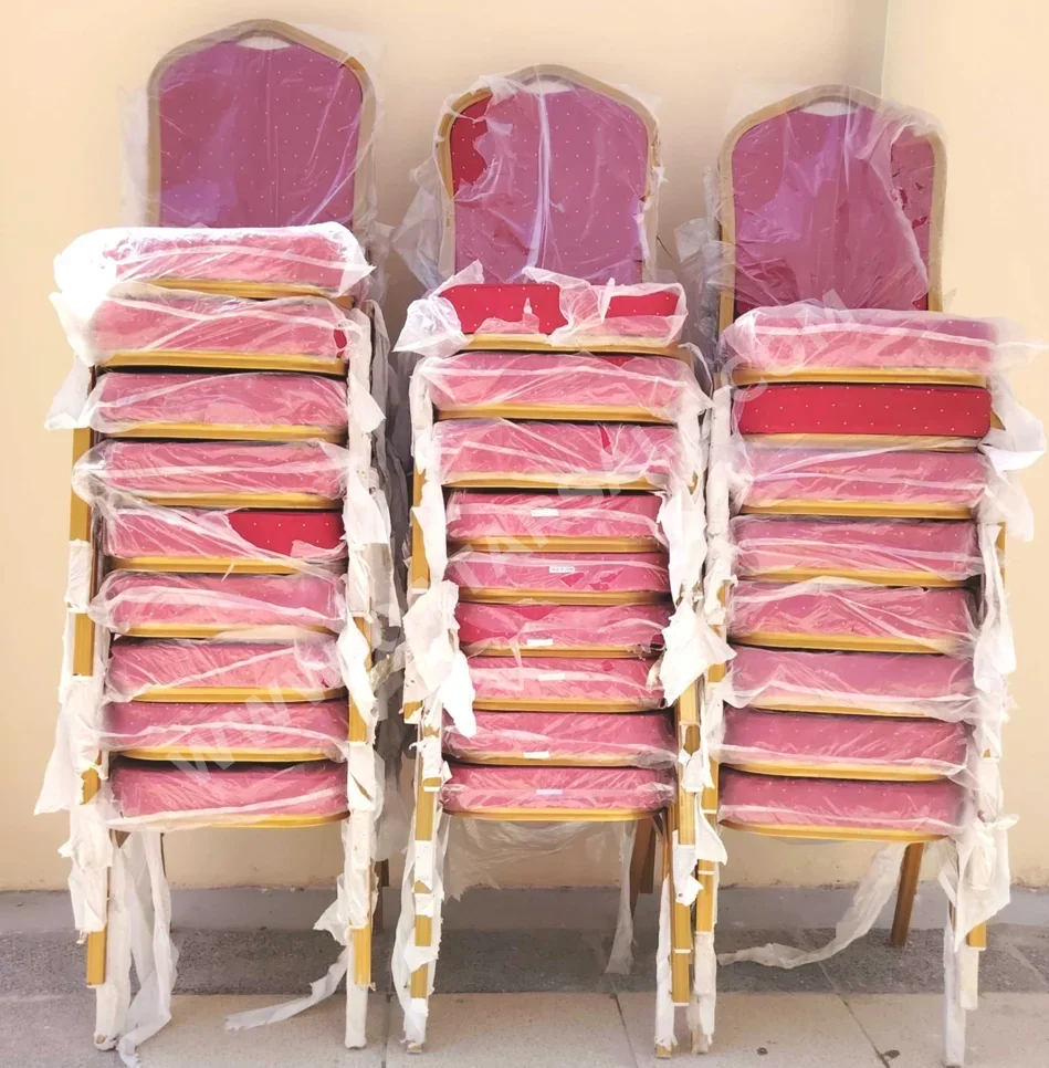 الكراسي والمقاعد - أحمر  - قطعة مفردة