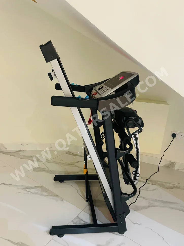 أجهزة اللياقة البدنية - الات المشي