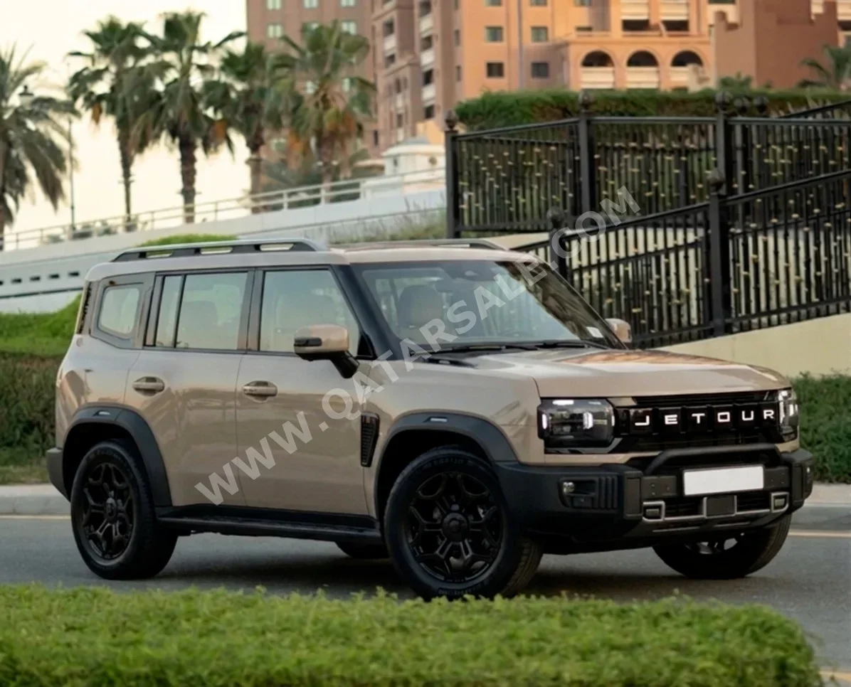 Jetour  T2  Luxury  2025  Automatic  5,000 Km  4 Cylinder  All Wheel Drive (AWD)  SUV  Beige  With Warranty