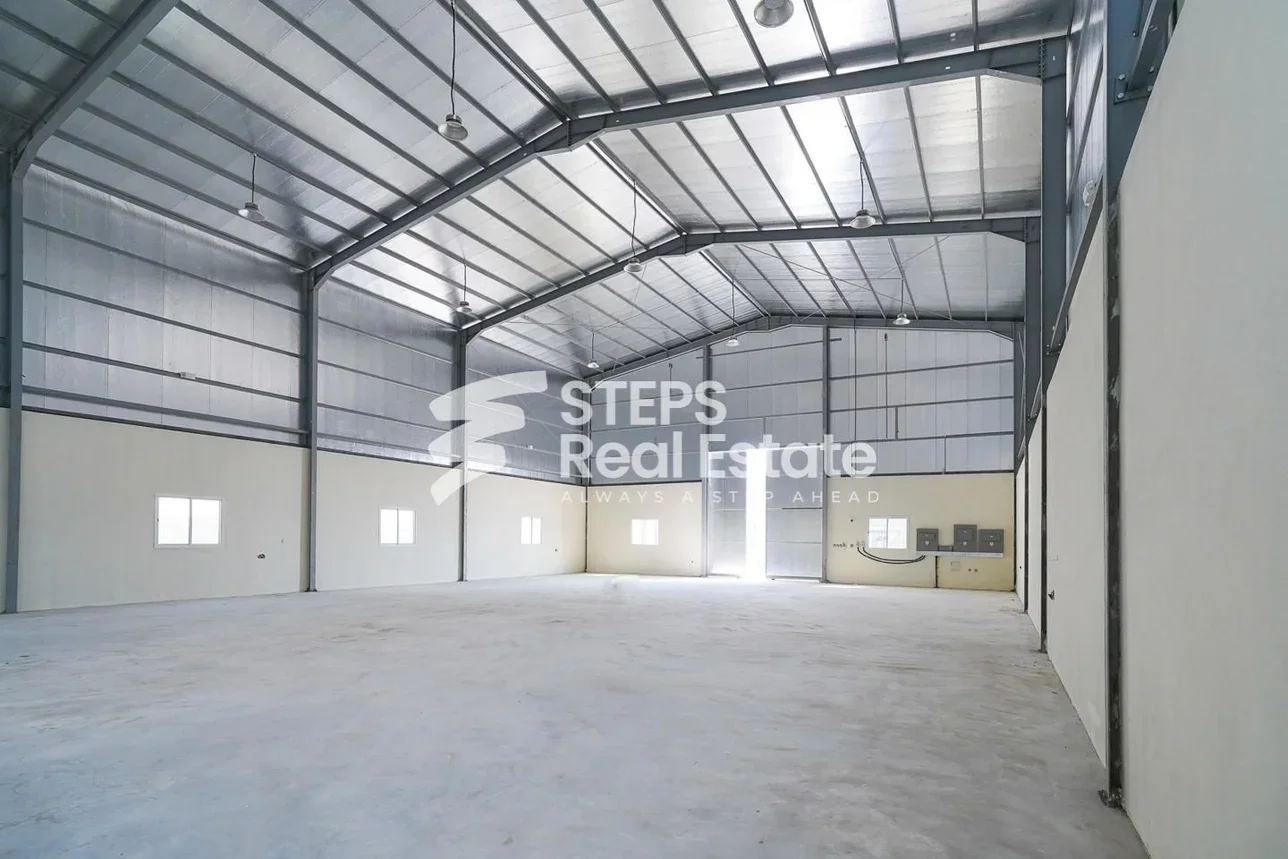 مخازن و مستودعات - الوكرة  - بركة العوامر  -المساحة: 1000 متر مربع