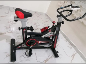 أجهزة اللياقة البدنية - دراجات التمرين