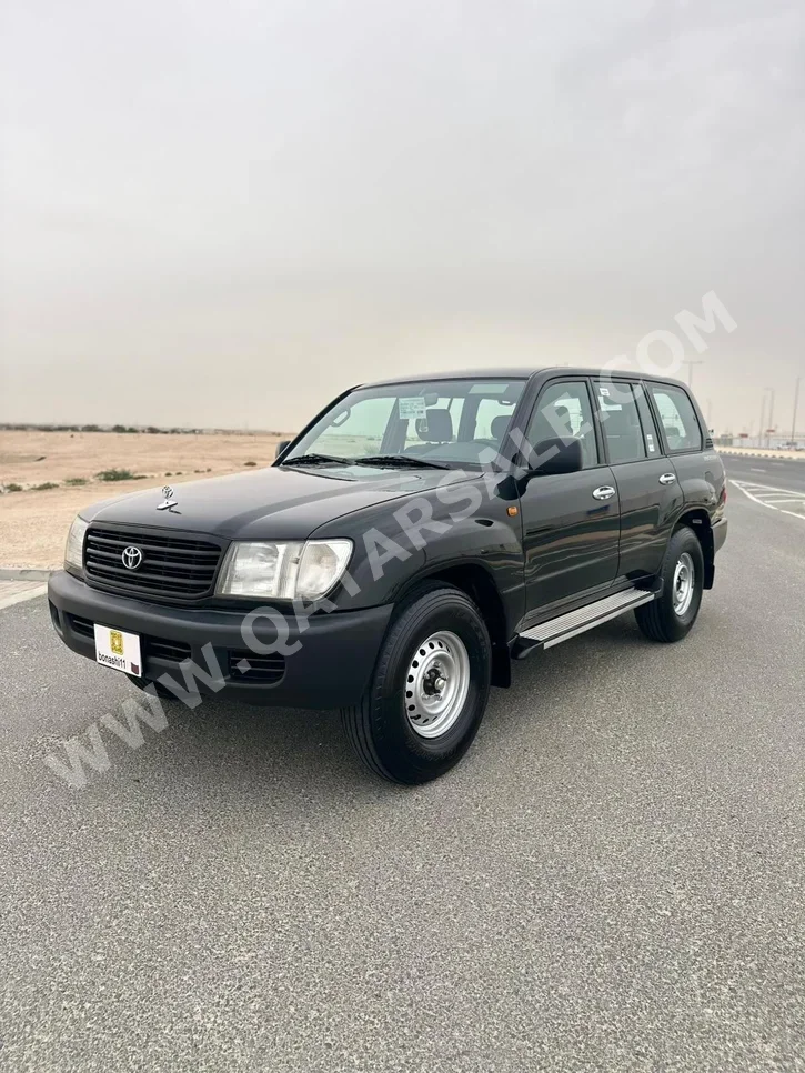 Toyota  Land Cruiser  G  2001  Automatic  78,104 Km  6 Cylinder  Four Wheel Drive (4WD)  SUV  Black